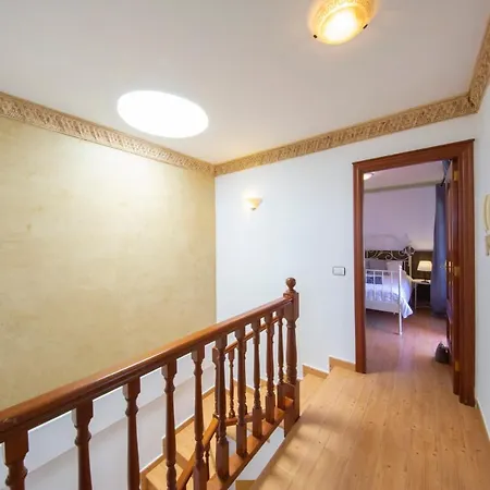 The Sunflower Villa - By Medano4You בית נופש