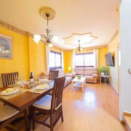 בית נופש The Sunflower Villa - By Medano4You אל מדאנו