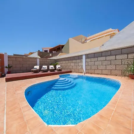 The Sunflower Villa - By Medano4You בית נופש *